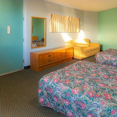 Red Horse Motel Dayton Moraine ภายนอก รูปภาพ